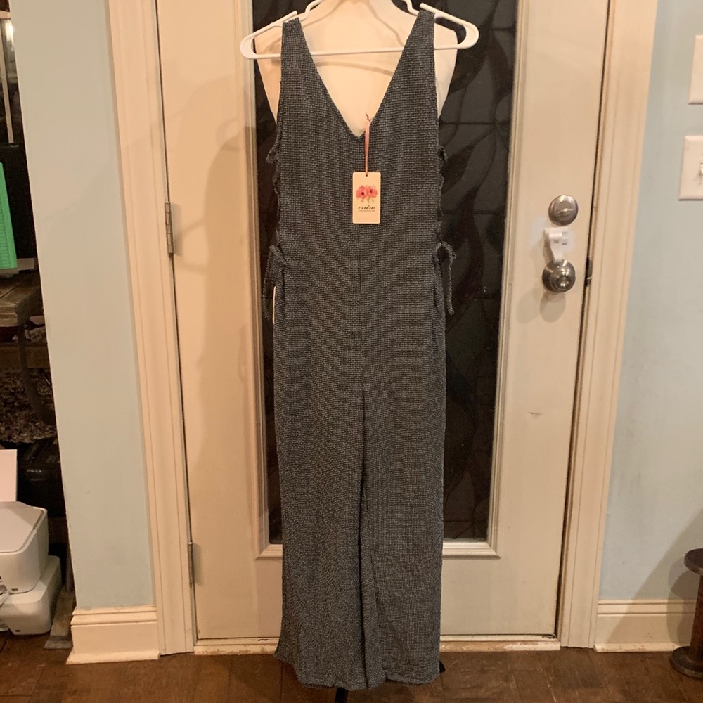 Entro black and white checkered pattern V neck adjustable sides jumpsuit